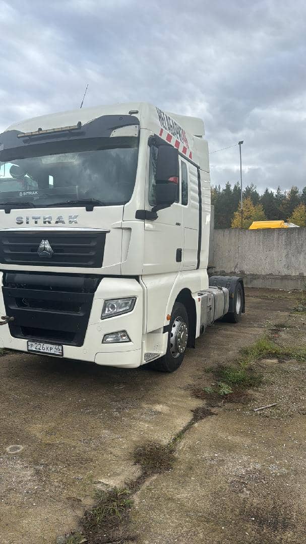 Sitrak C7H 4x2 ZZ4186V361HE,  376 405 км, 2022 года в лизинг