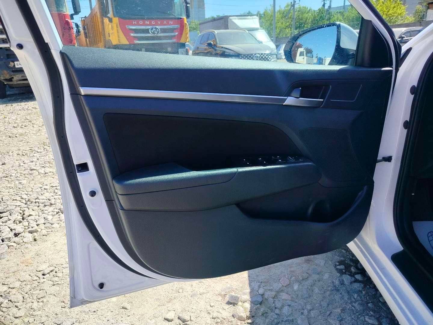 Hyundai Elantra,  119 613 км, 2020 года в лизинг