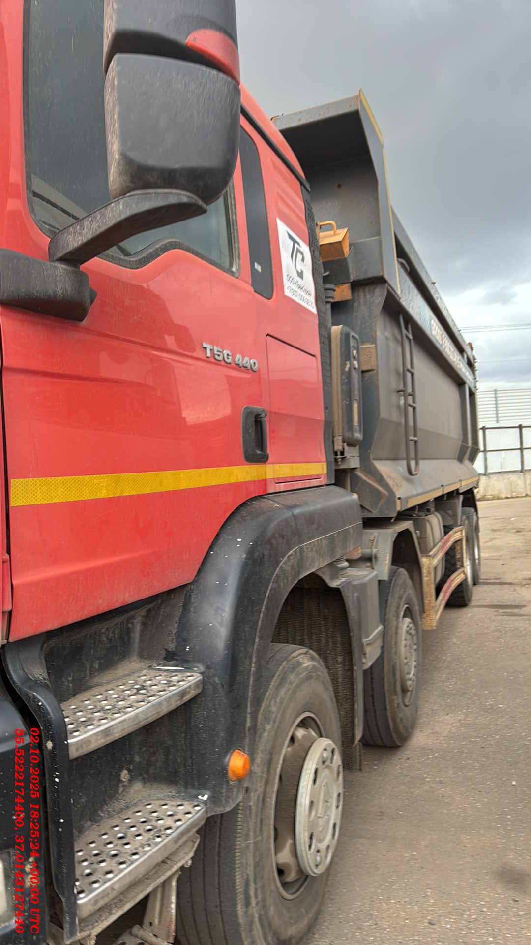 HOWO ZZ3317V386GE1 8х4,  356 019 км, 2022 года в лизинг