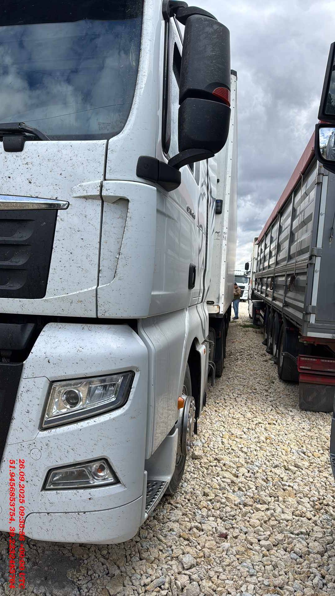Sitrak ZZ4186V391HE