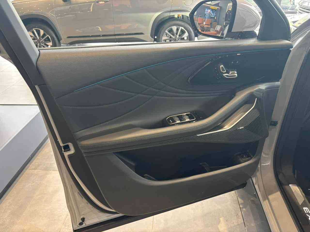 EXEED RX Premium 2.0 TGDI 8AT AWD