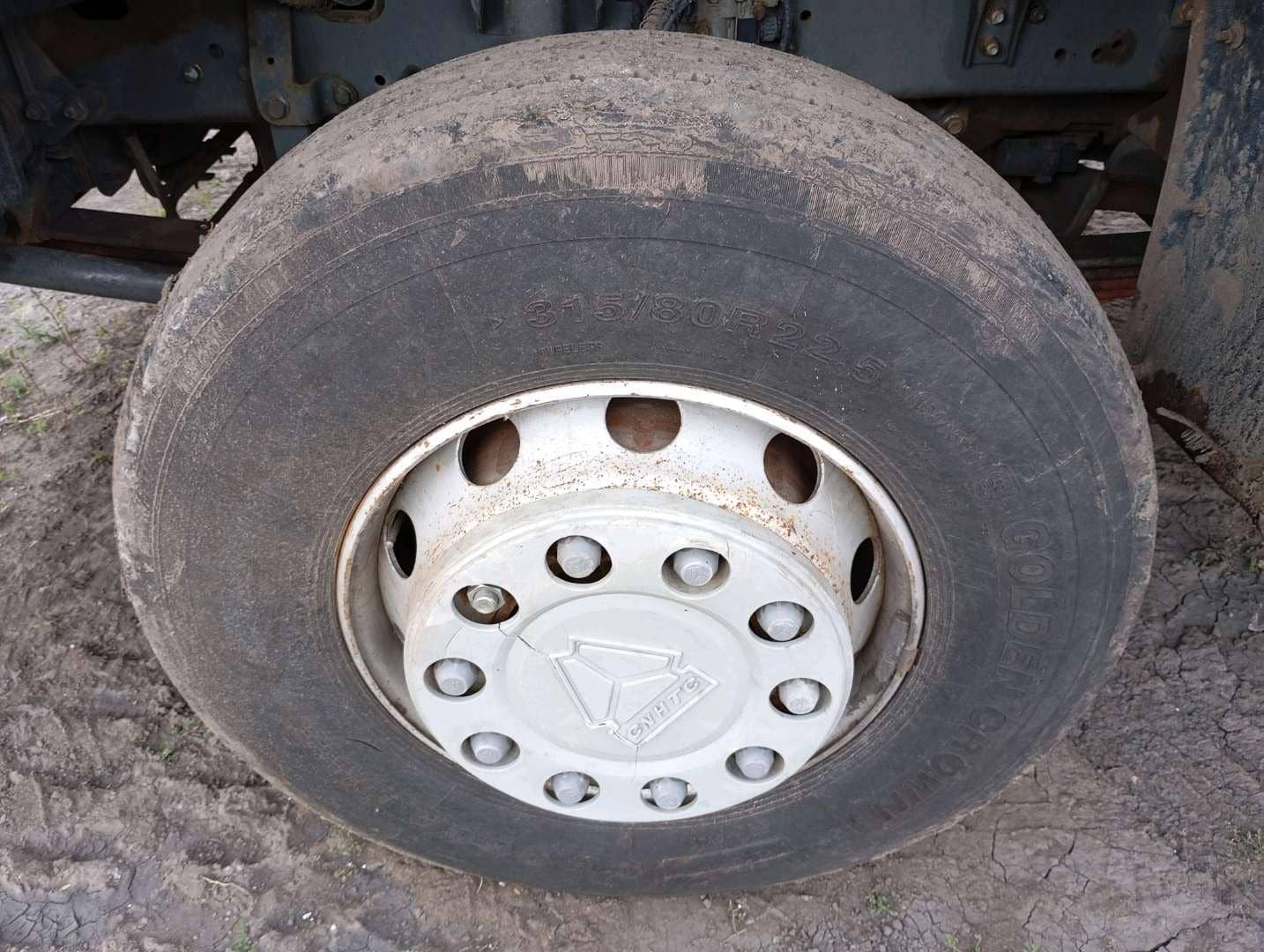 HOWO ZZ3256V384GE 6x4,  110 361 км, 2024 года в лизинг