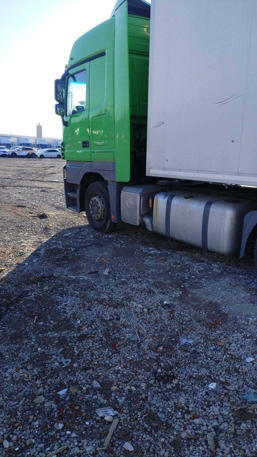 Mercedes-Benz Actros 3 1844 LS 4x2 (L),  205 227 км, 2017 года в лизинг