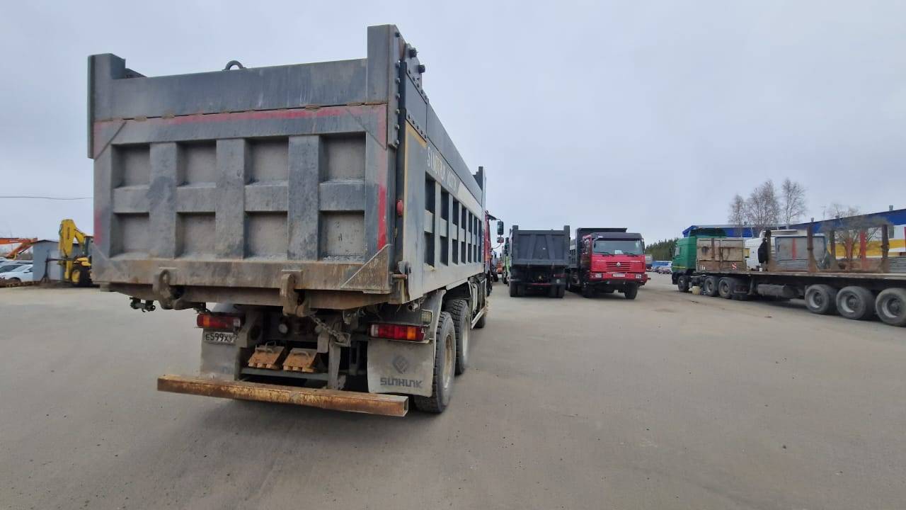HOWO ZZ3327S3857E 6х6 Лот 000002664