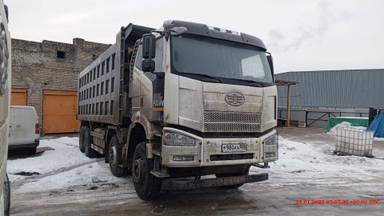 FAW CA3310P66K24T4E5 8х4 специализированный для работы c acфaльтoуклaдчиком