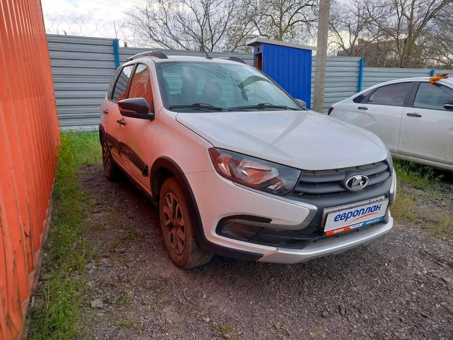 Lada Granta Кросс,  42 252 км, 2023 года в лизинг