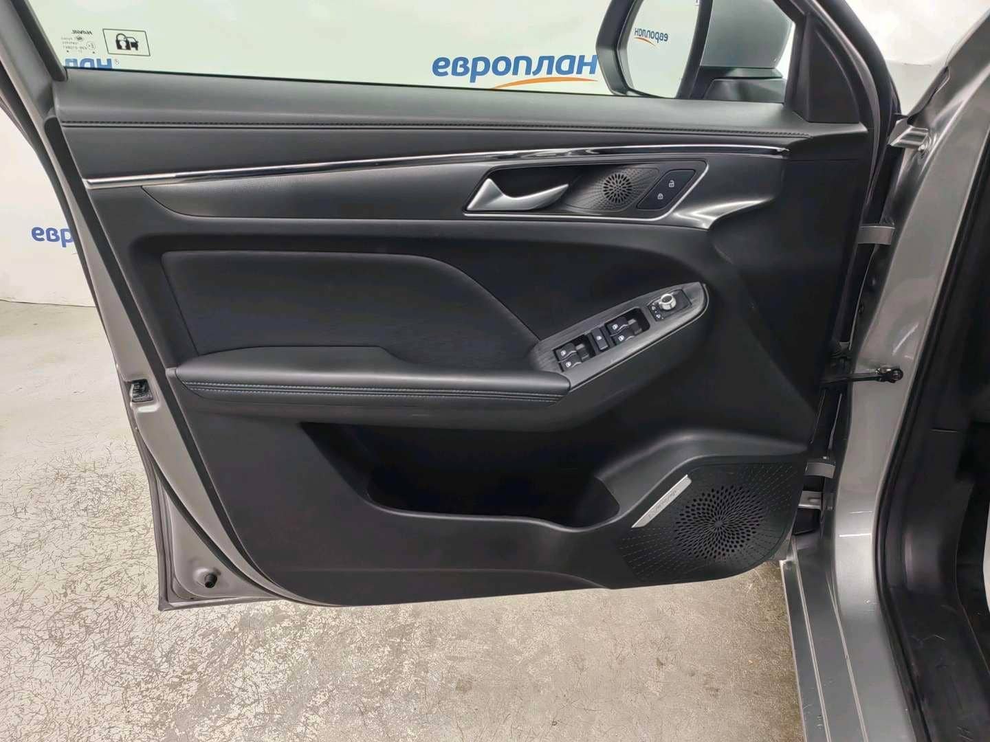 Haval Jolion,  119 496 км, 2023 года в лизинг