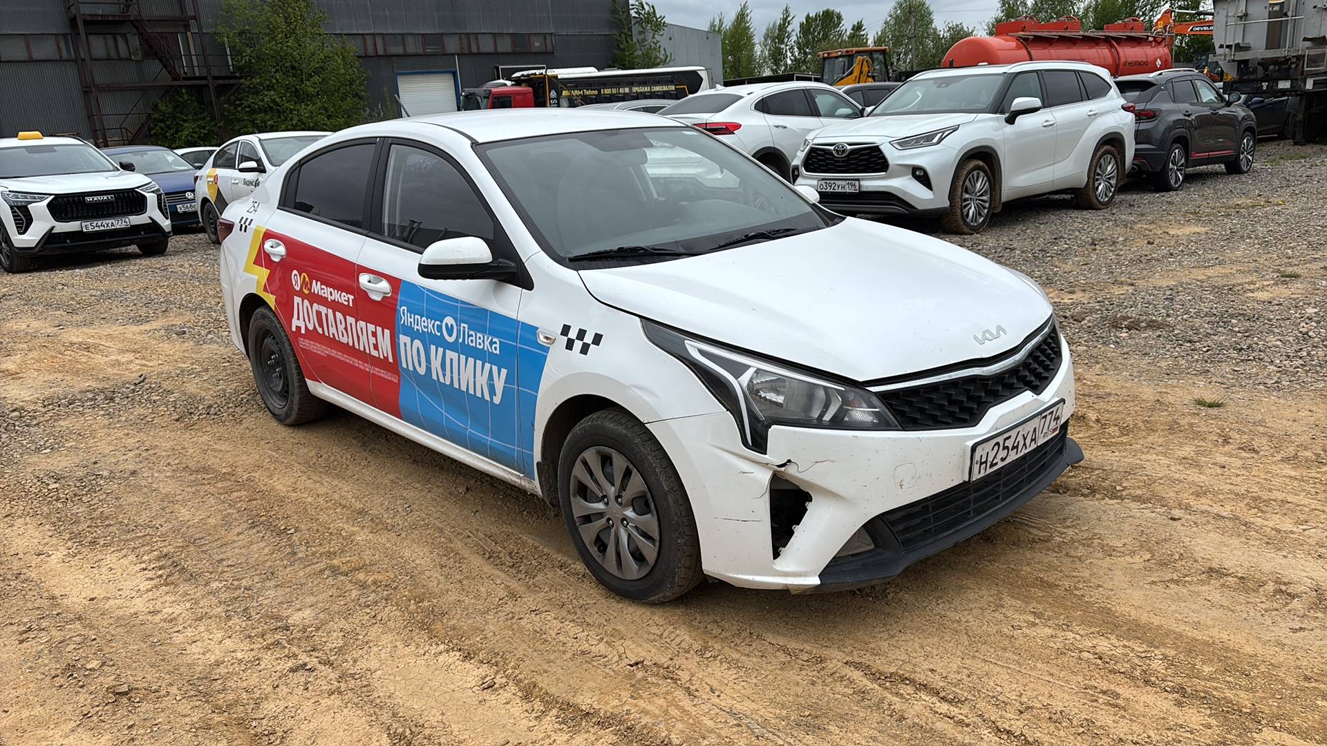 KIA Rio,  305 615 км, 2021 года