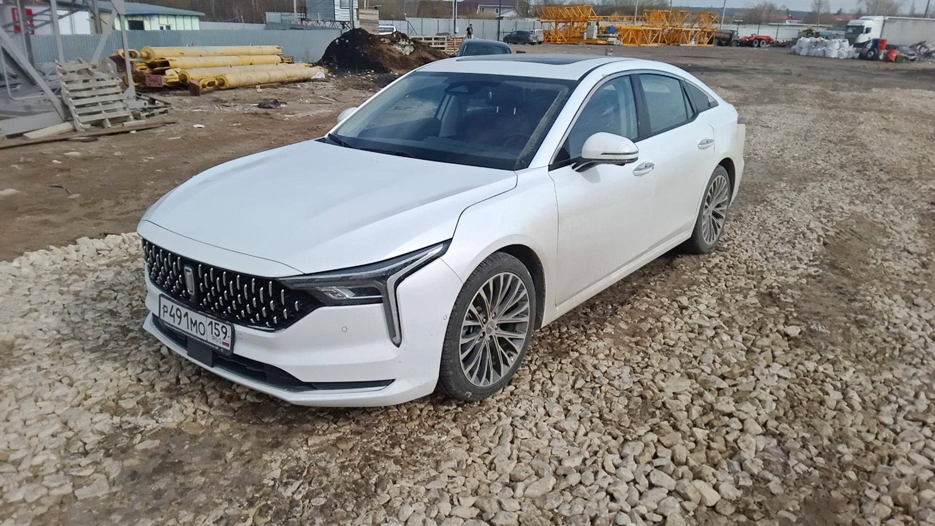 FAW Bestune B70,  28 394 км, 2023 года в лизинг