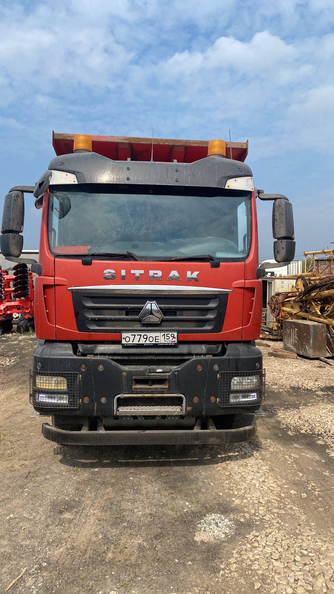 Sitrak ZZ3316V306ME,  246 120 км, 2022 года в лизинг