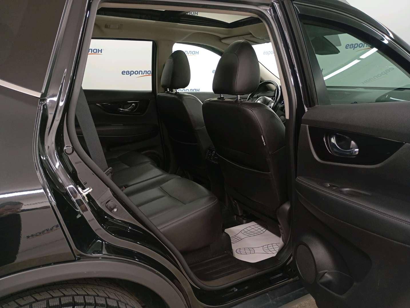 Nissan X-Trail,  155 997 км, 2021 года в лизинг