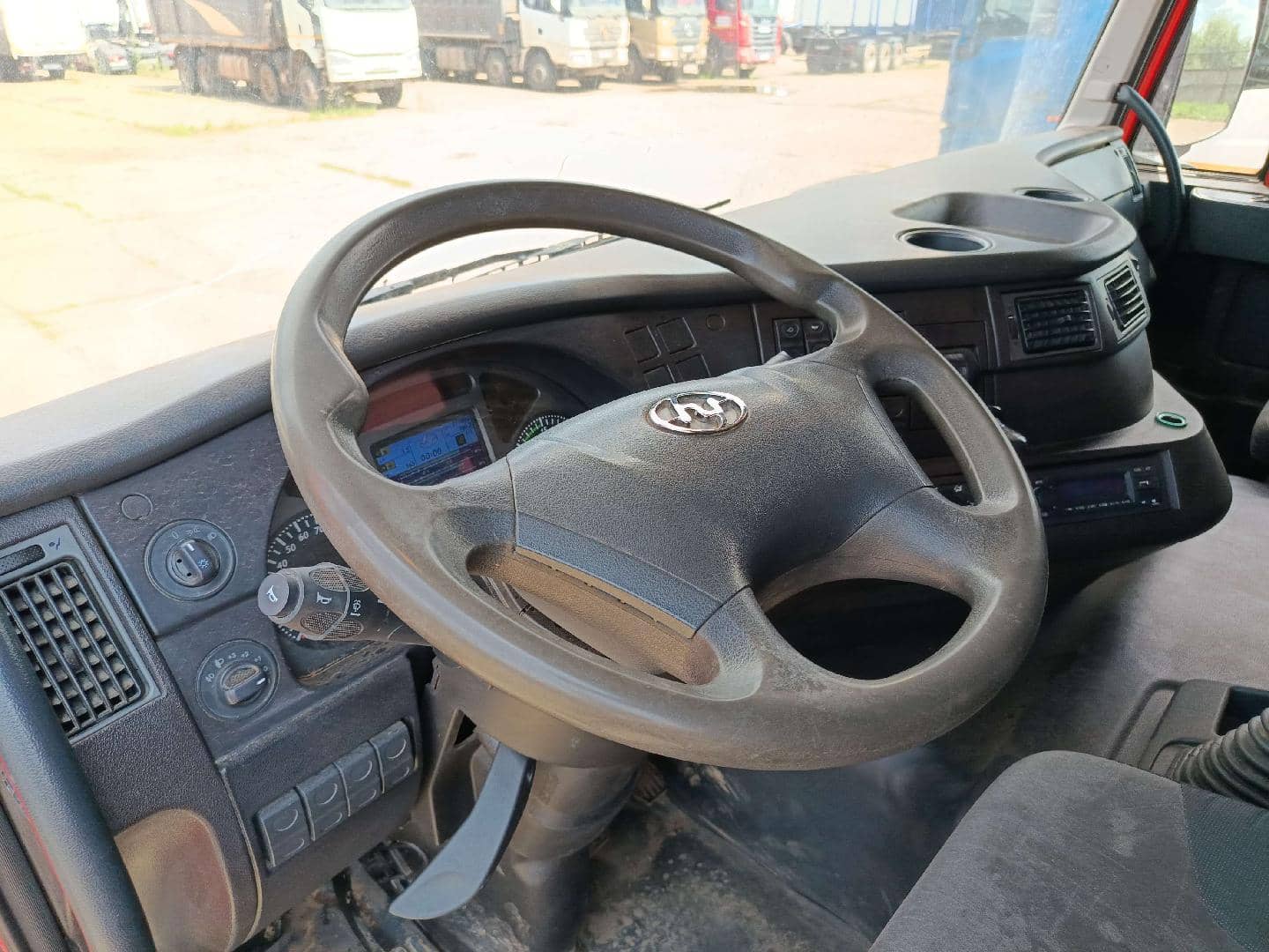 HONGYAN CQ3406HV39,  275 882 км, 2023 года в лизинг