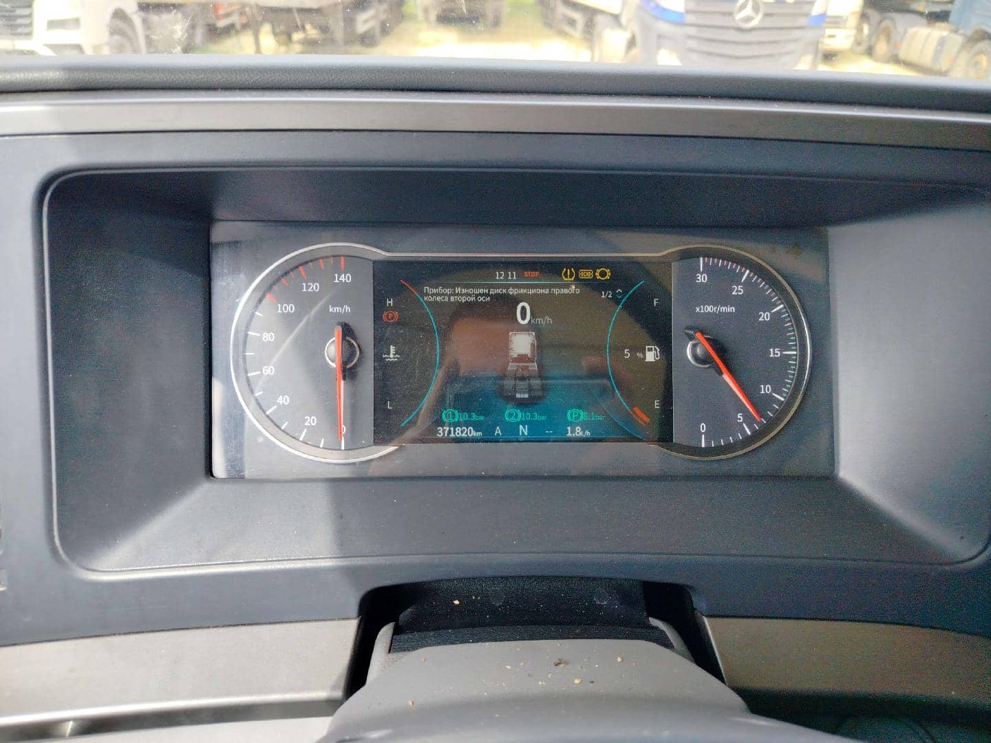 DongFeng GX DFH4180 4x2,  371 820 км, 2023 года в лизинг
