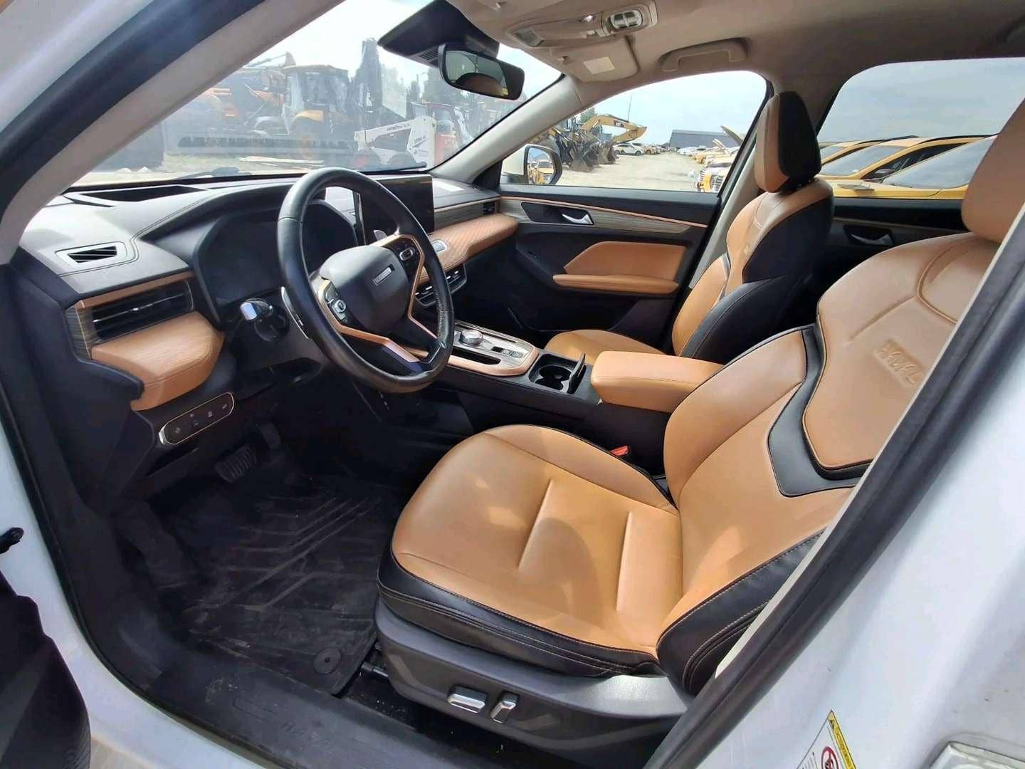 Haval Jolion,  244 520 км, 2023 года в лизинг