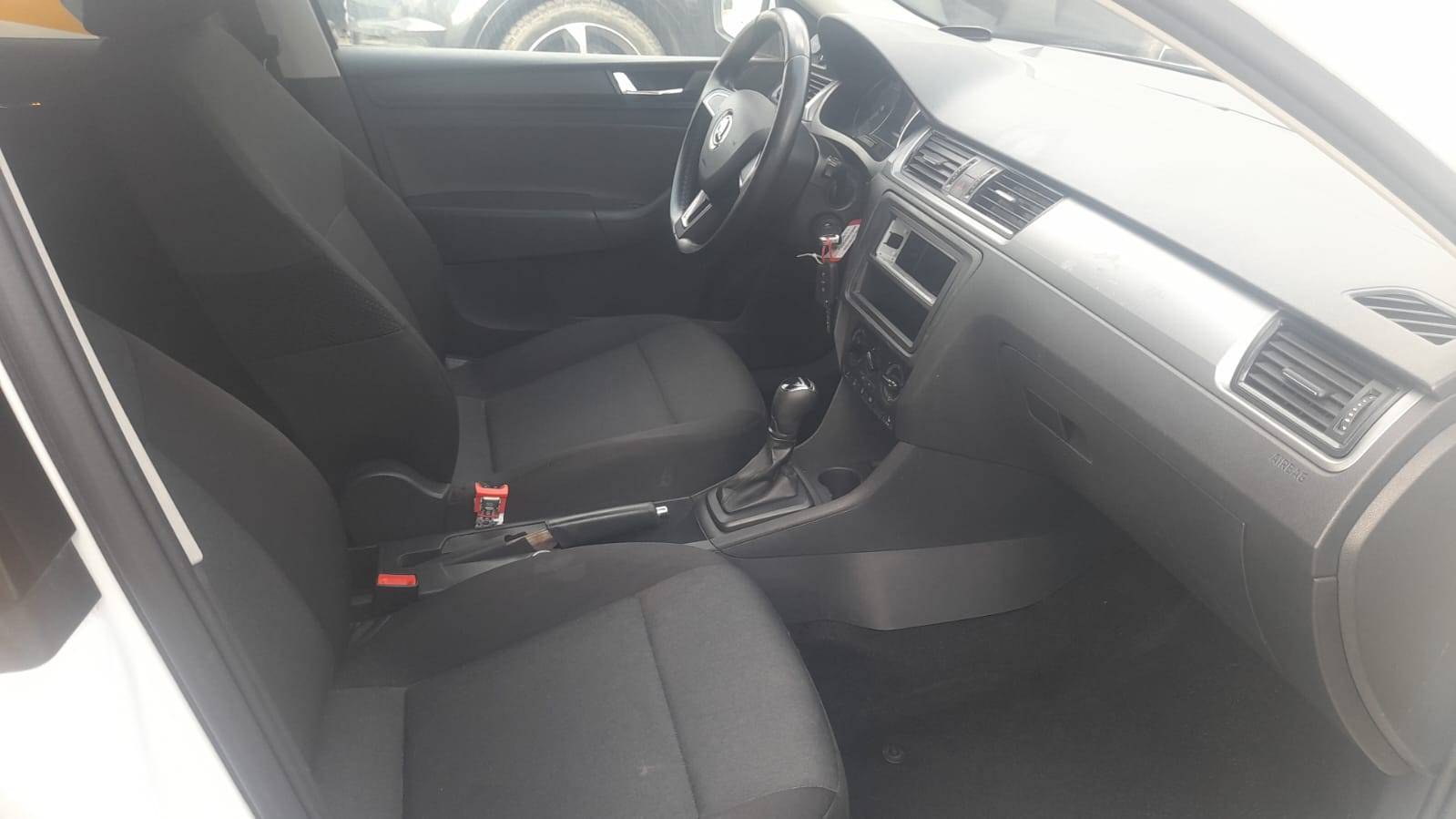 Skoda Rapid,  143 203 км, 2019 года в лизинг