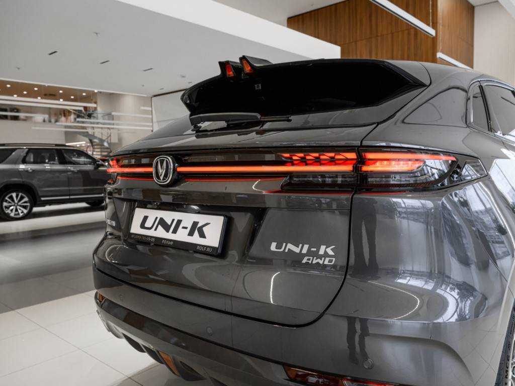 Changan Uni-K Tech 2.0 8AT AWD