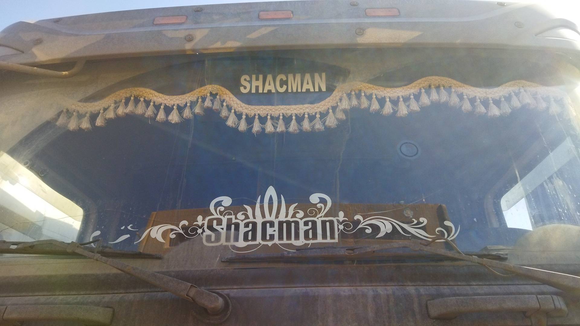 Shacman SX33186W366C,  198 371 км, 2022 года в лизинг