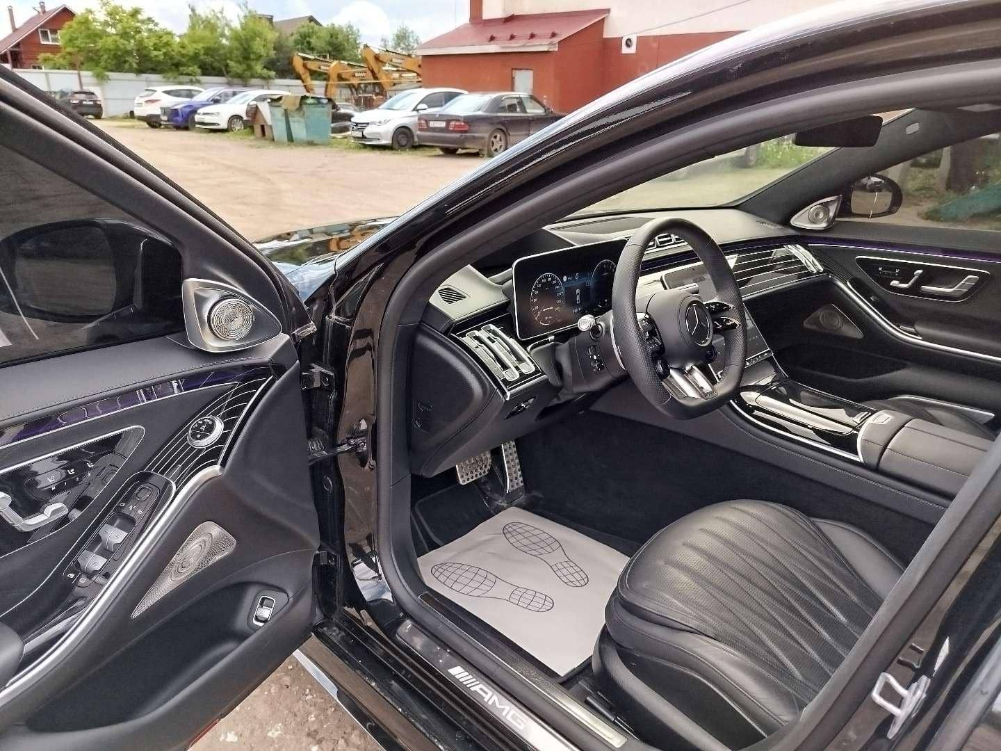 Mercedes-Benz S седан,  27 672 км, 2023 года в лизинг