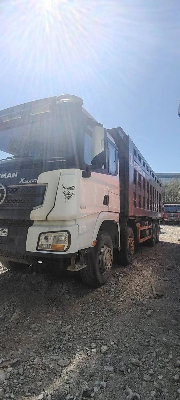 Shacman SX33186W366C