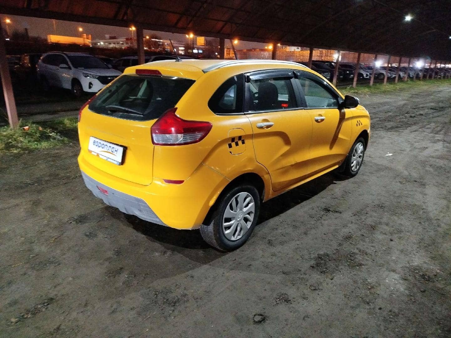 Lada XRAY хэтчбек,  98 861 км, 2022 года в лизинг