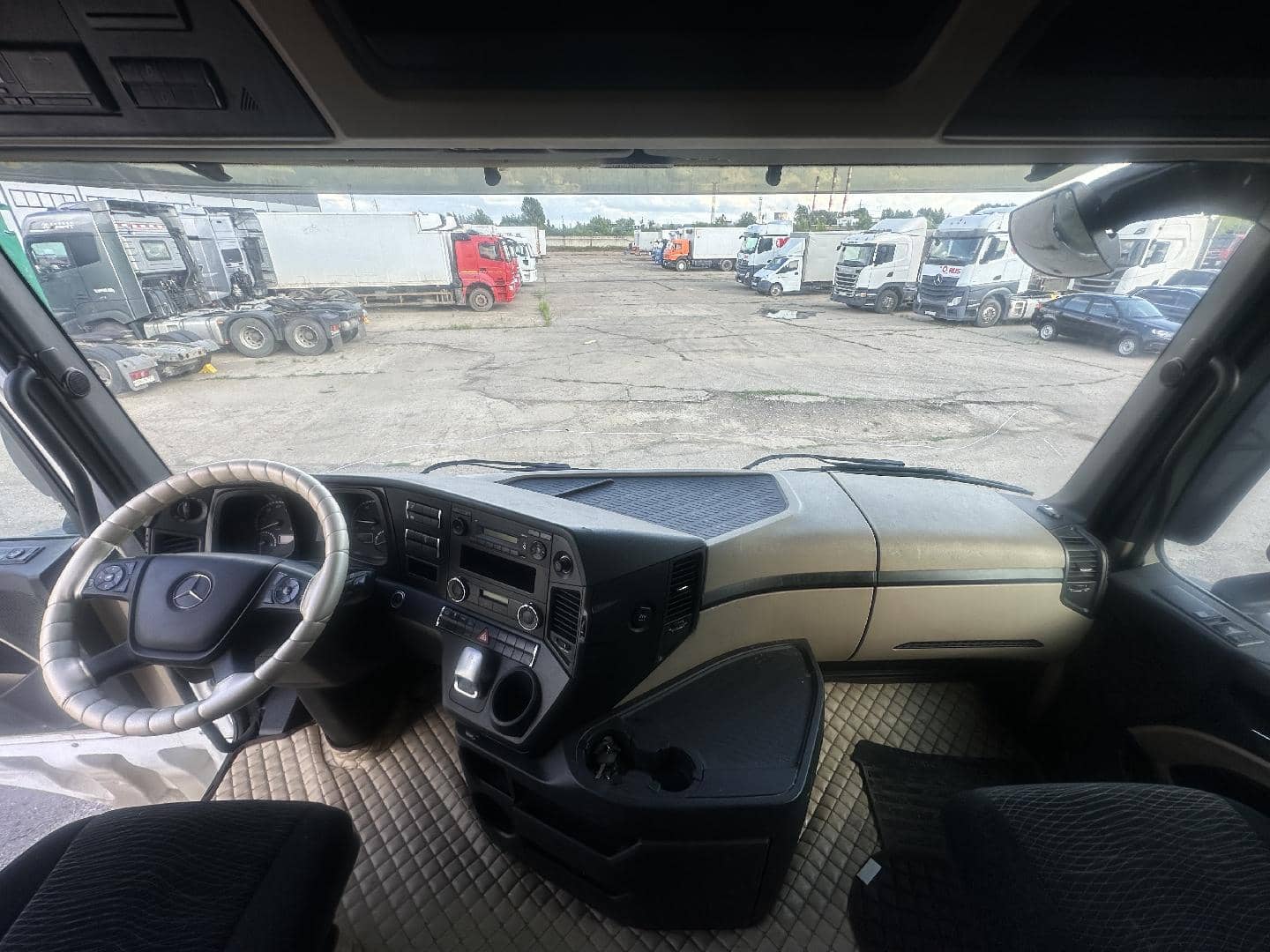 Mercedes-Benz Actros 5 1845 LS 4x2 (BigSpace),  684 101 км, 2021 года в лизинг