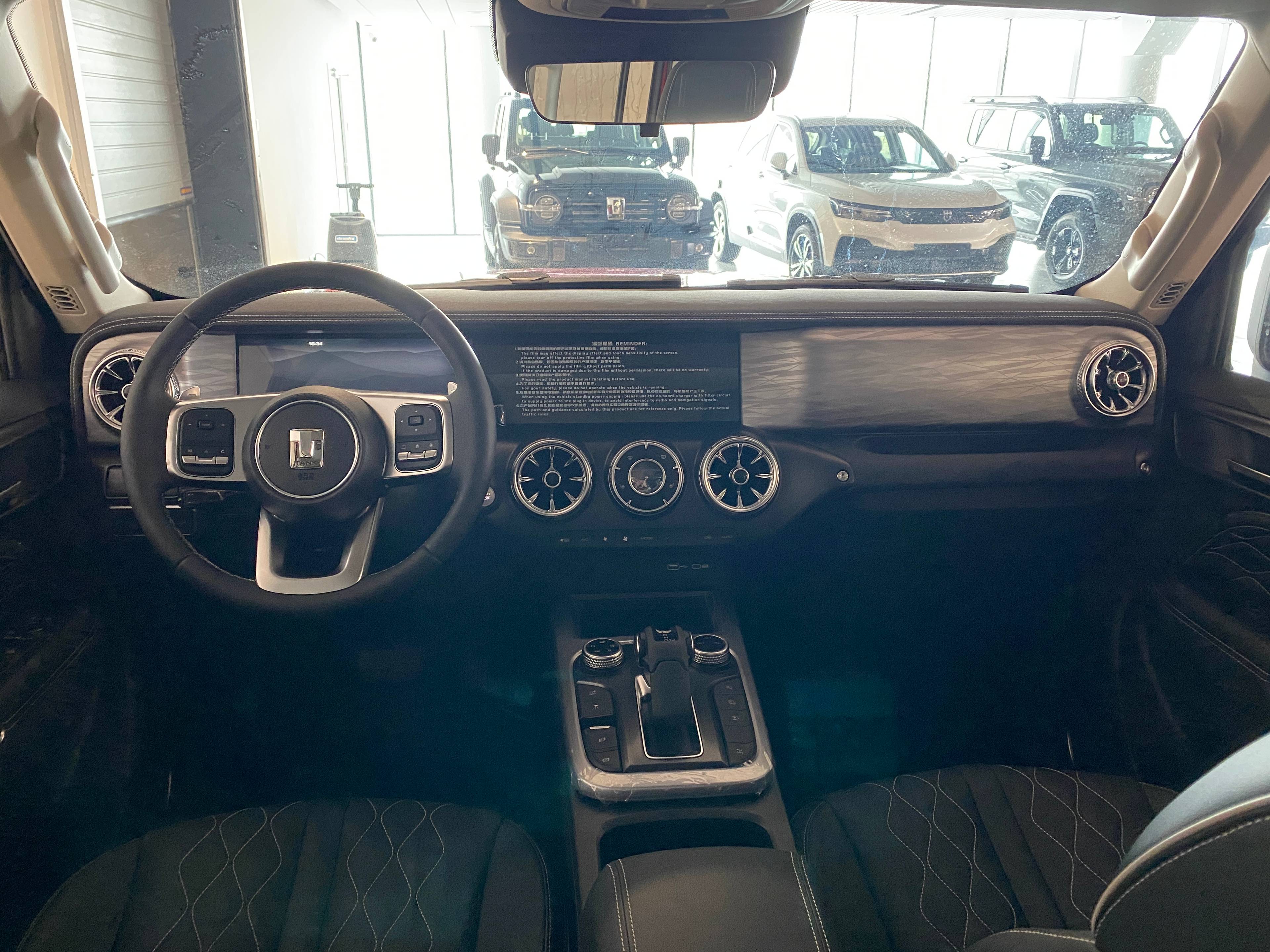 Tank 300 City Premium 2.0 8AT 4WD