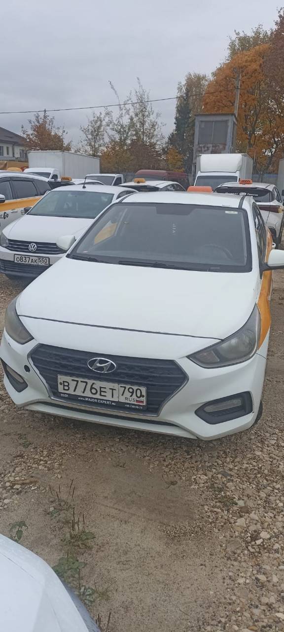 Hyundai Solaris,  378 440 км, 2019 года в лизинг