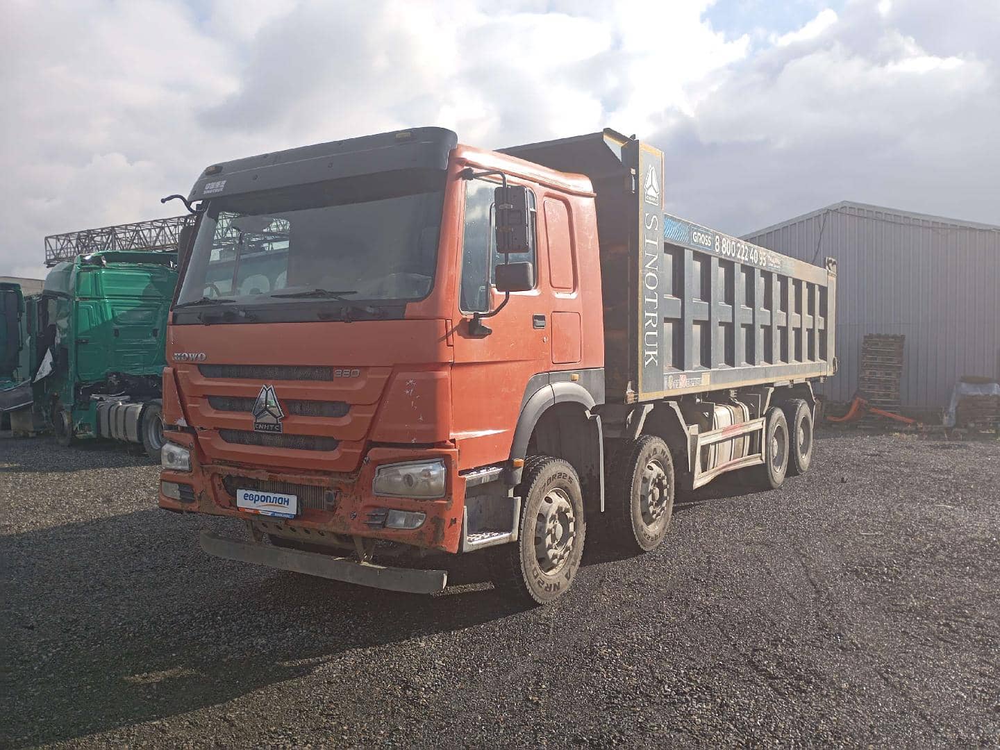 HOWO ZZ3407S3867E 8x4,  77 085 км, 2022 года в лизинг