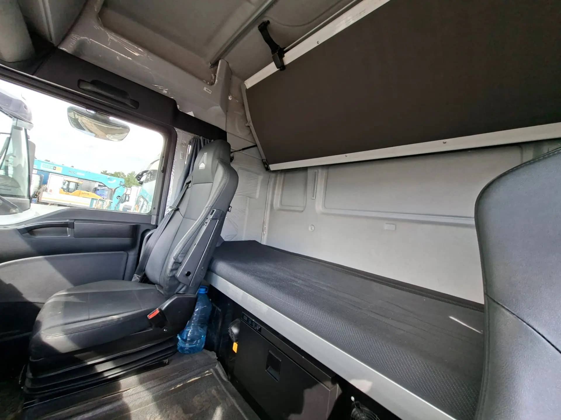 Sitrak ZZ4186V391HE,  336 442 км, 2023 года в лизинг