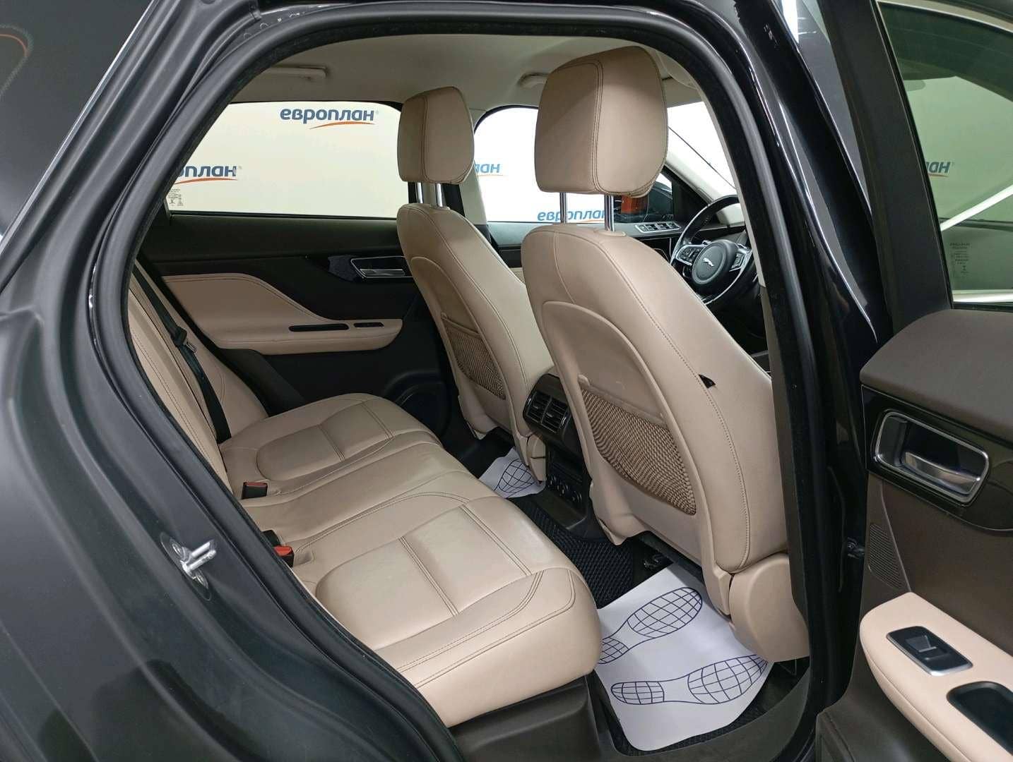 Jaguar F-PACE,  144 037 км, 2018 года в лизинг