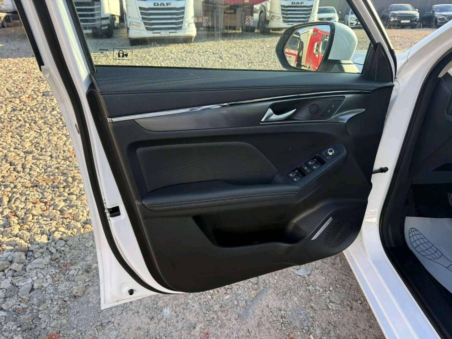Haval Jolion,  97 074 км, 2023 года в лизинг