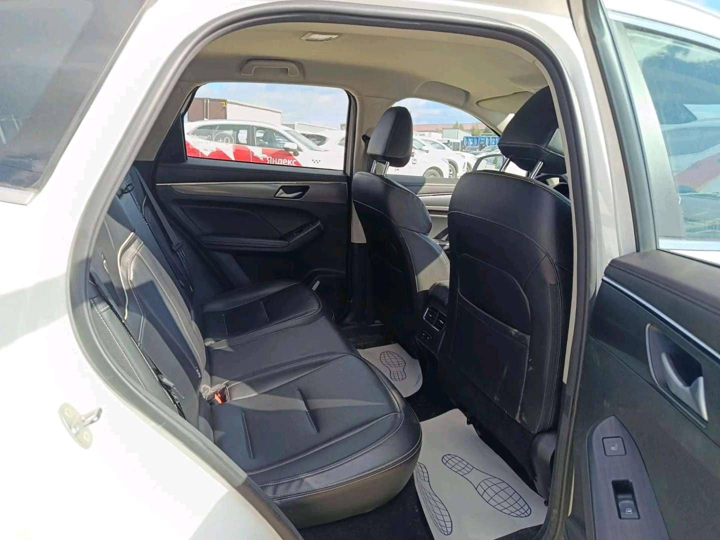 Haval Jolion,  199 298 км, 2023 года в лизинг