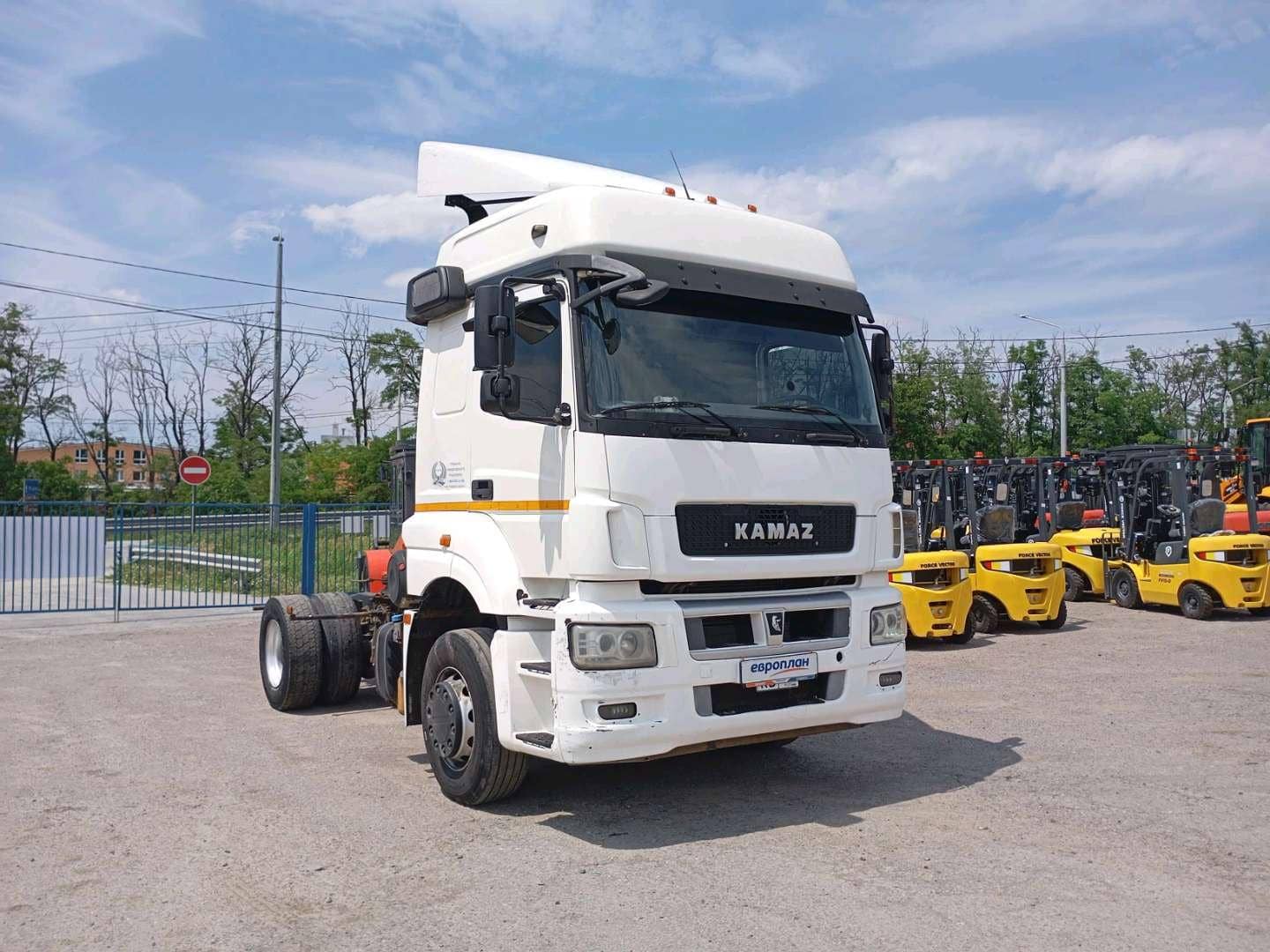 КАМАЗ 5490-892-87(DC),  772 642 км, 2019 года в лизинг