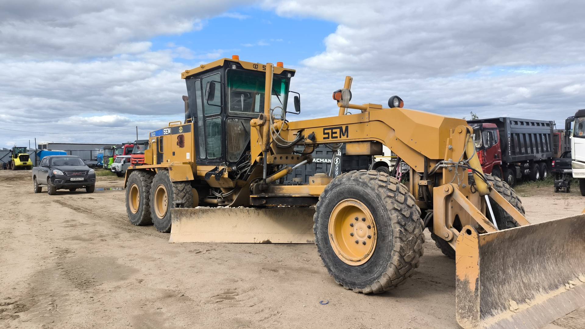 SEM 922 AWD