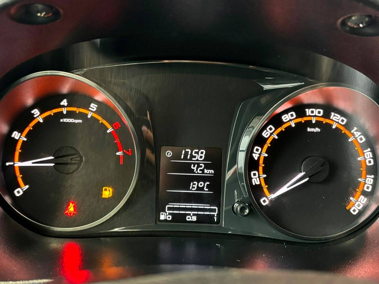 Lada Granta седан Comfort 24 1.6 106hp 5MT