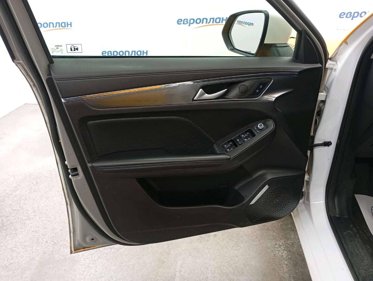 Haval Jolion,  175 717 км, 2023 года в лизинг