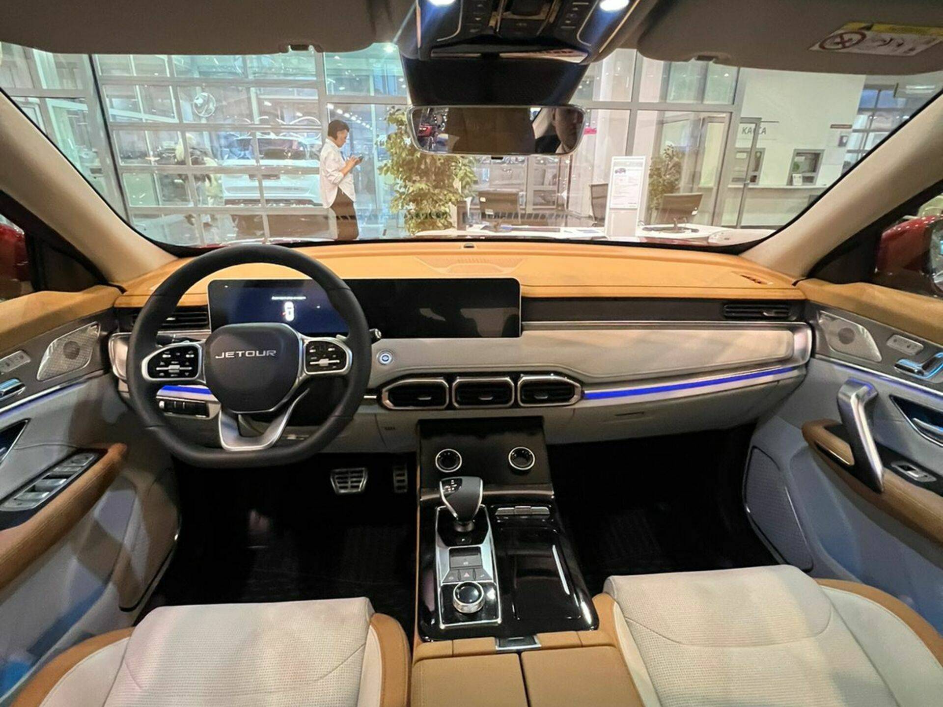 Jetour X70 Plus 1.6TGDI-7DCT Luxury