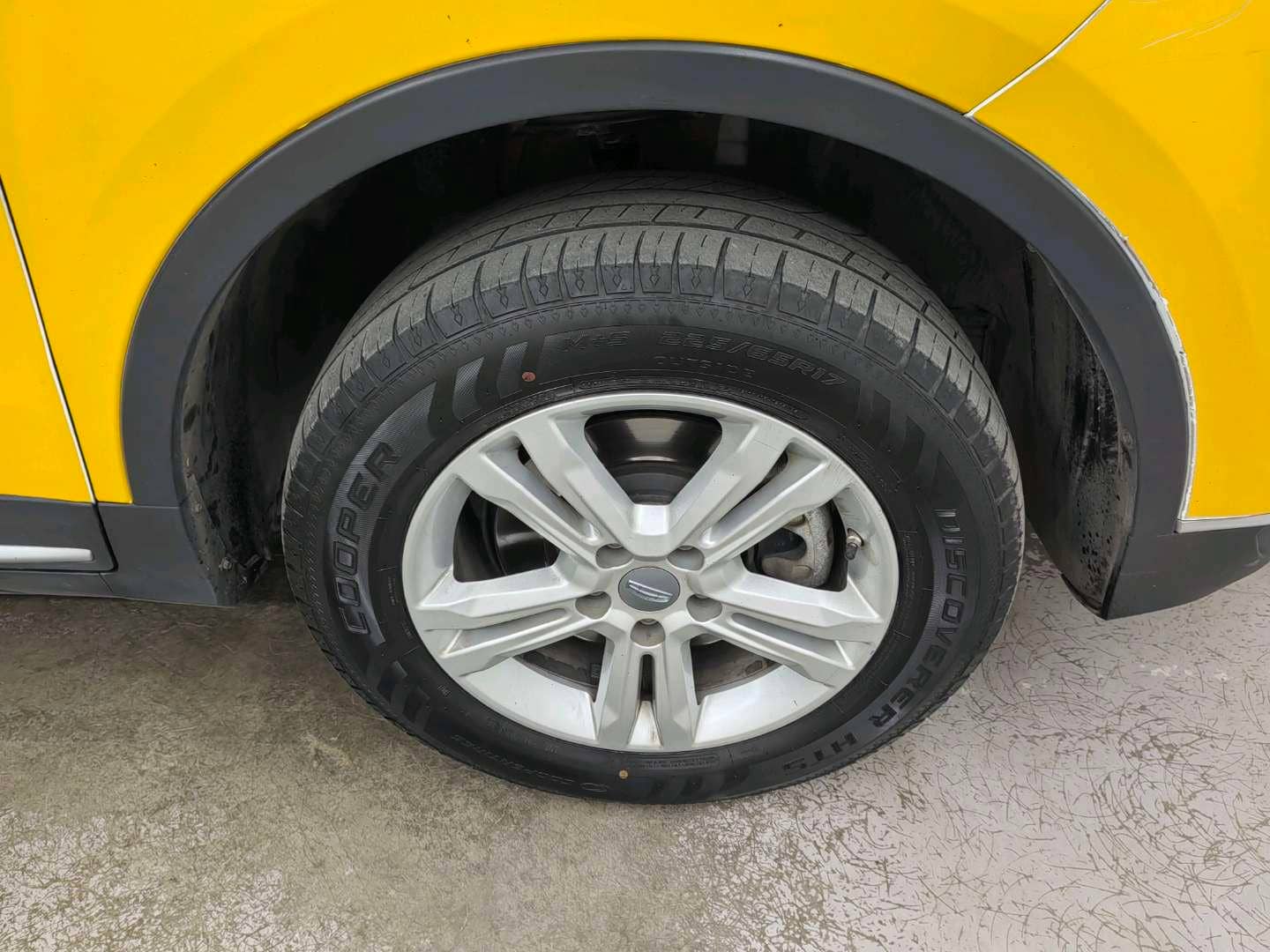 Geely Atlas Pro,  237 053 км, 2023 года в лизинг