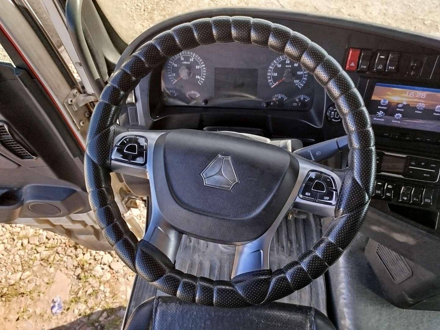 Sitrak C7H 4x2 ZZ4186V361HE,  560 000 км, 2022 года в лизинг