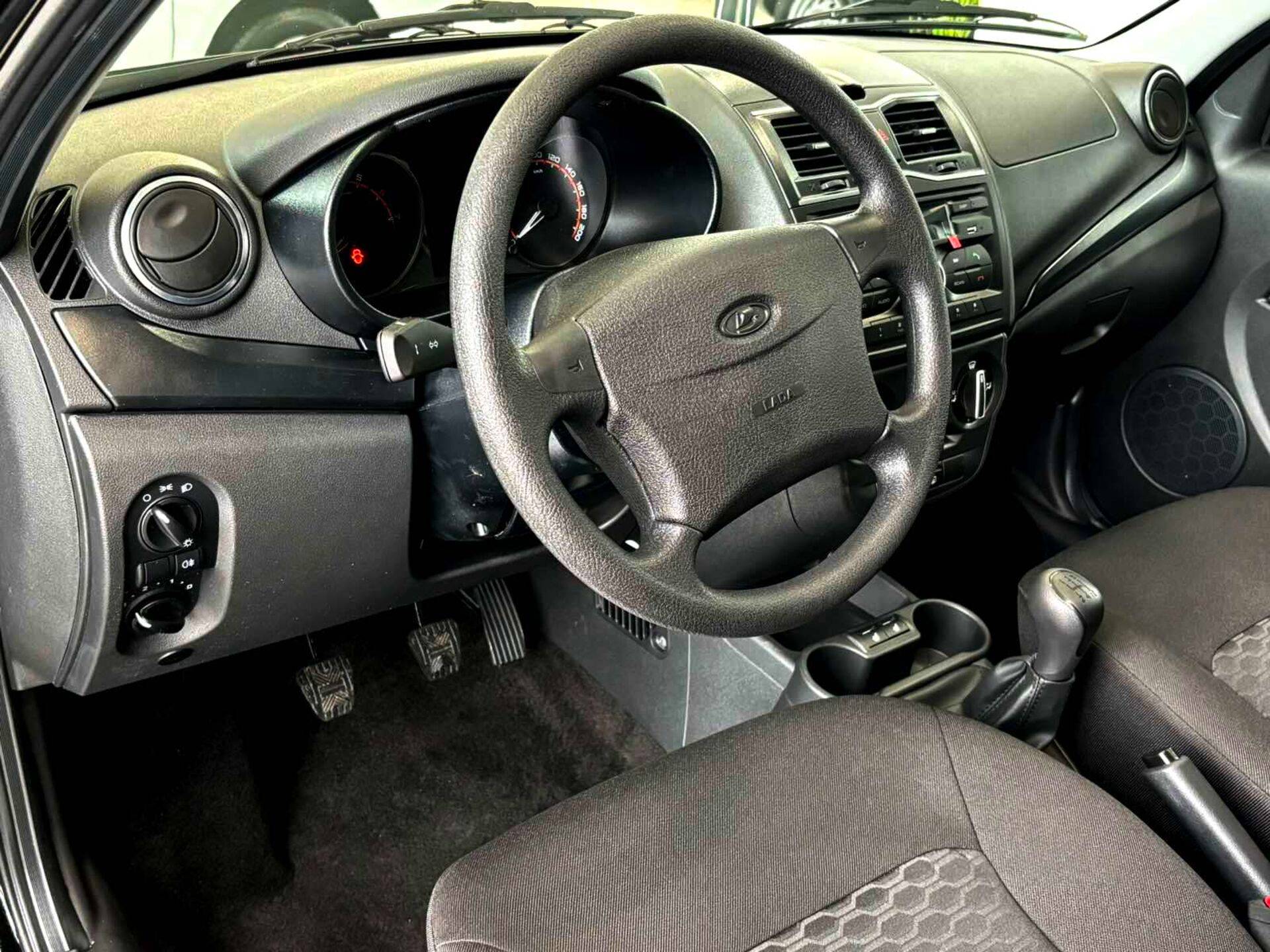 Lada Granta седан Comfort 24 1.6 106hp 5MT