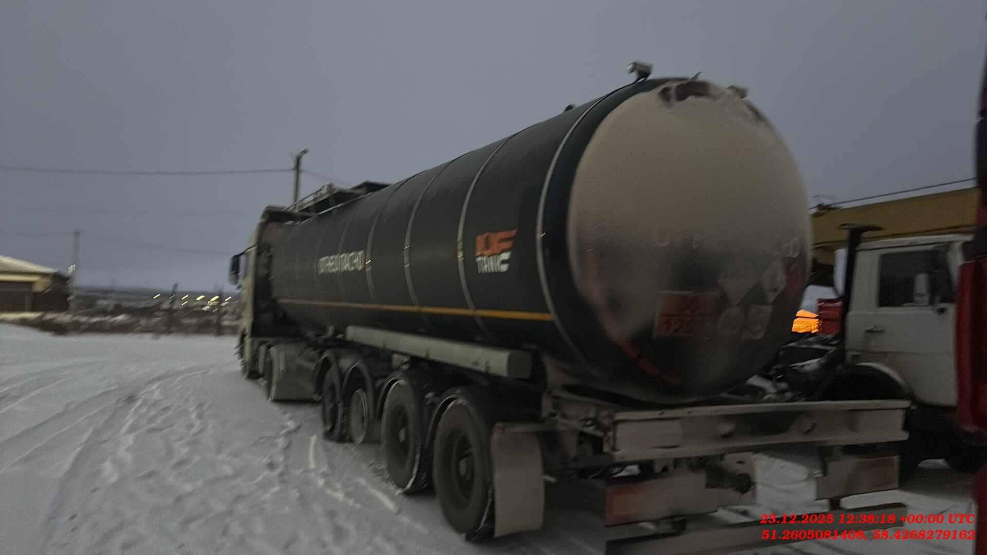 Фокстанк (FOXTANK) Бензовоз 877721, 2024 года в лизинг