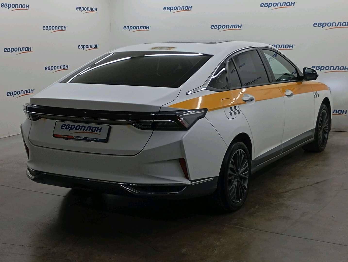 DongFeng Shine Max,  128 690 км, 2023 года в лизинг