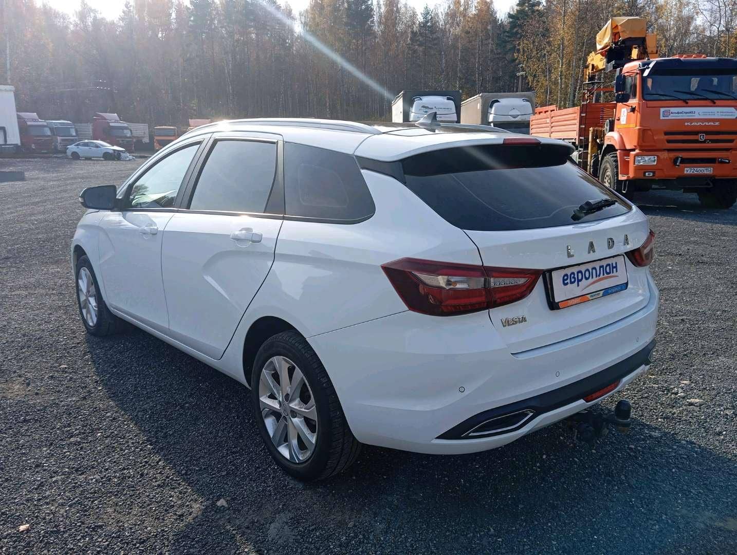 Lada Vesta универсал,  33 708 км, 2024 года в лизинг