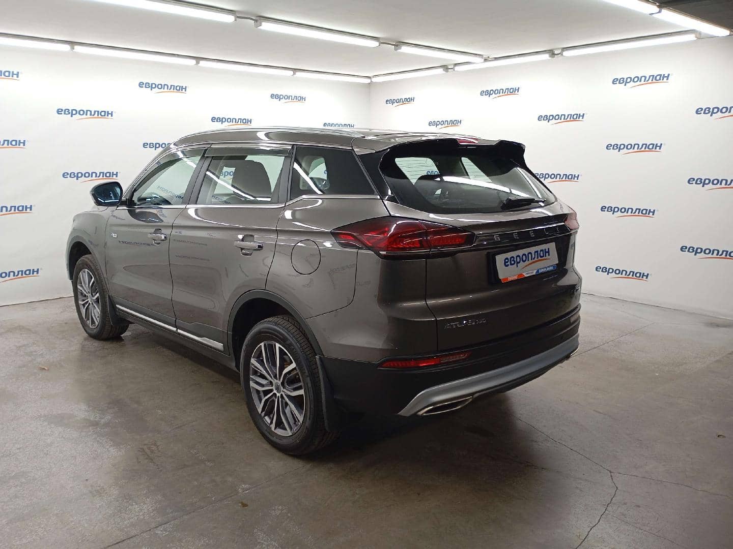 Geely Atlas Pro,  87 966 км, 2023 года в лизинг