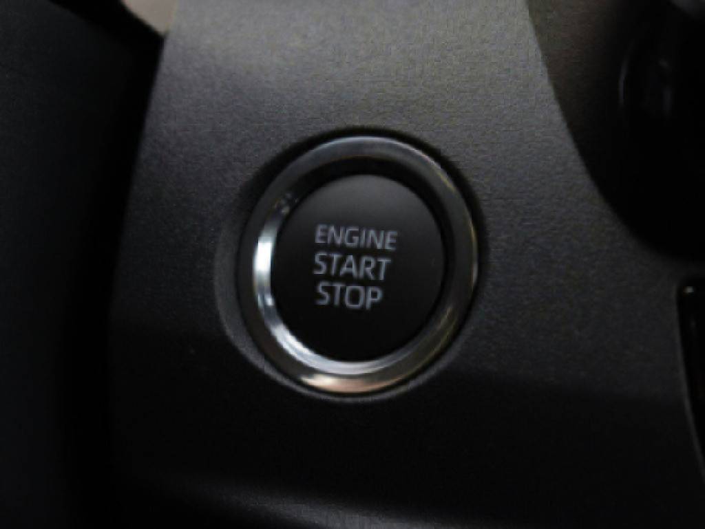 Toyota Camry 2.0S Sports Edition