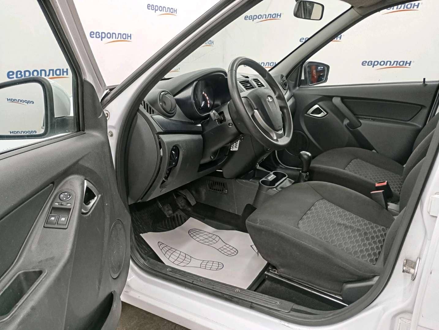 Lada Granta седан,  81 186 км, 2023 года в лизинг