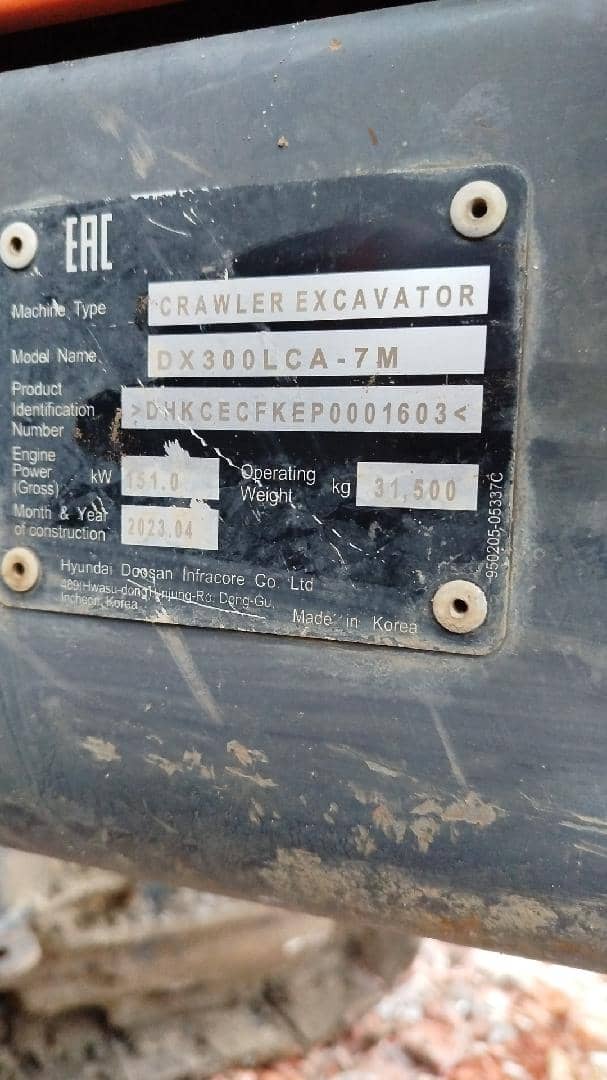 DOOSAN/DEVELON DX300LCA-7M,  2 423 км, 2023 года в лизинг
