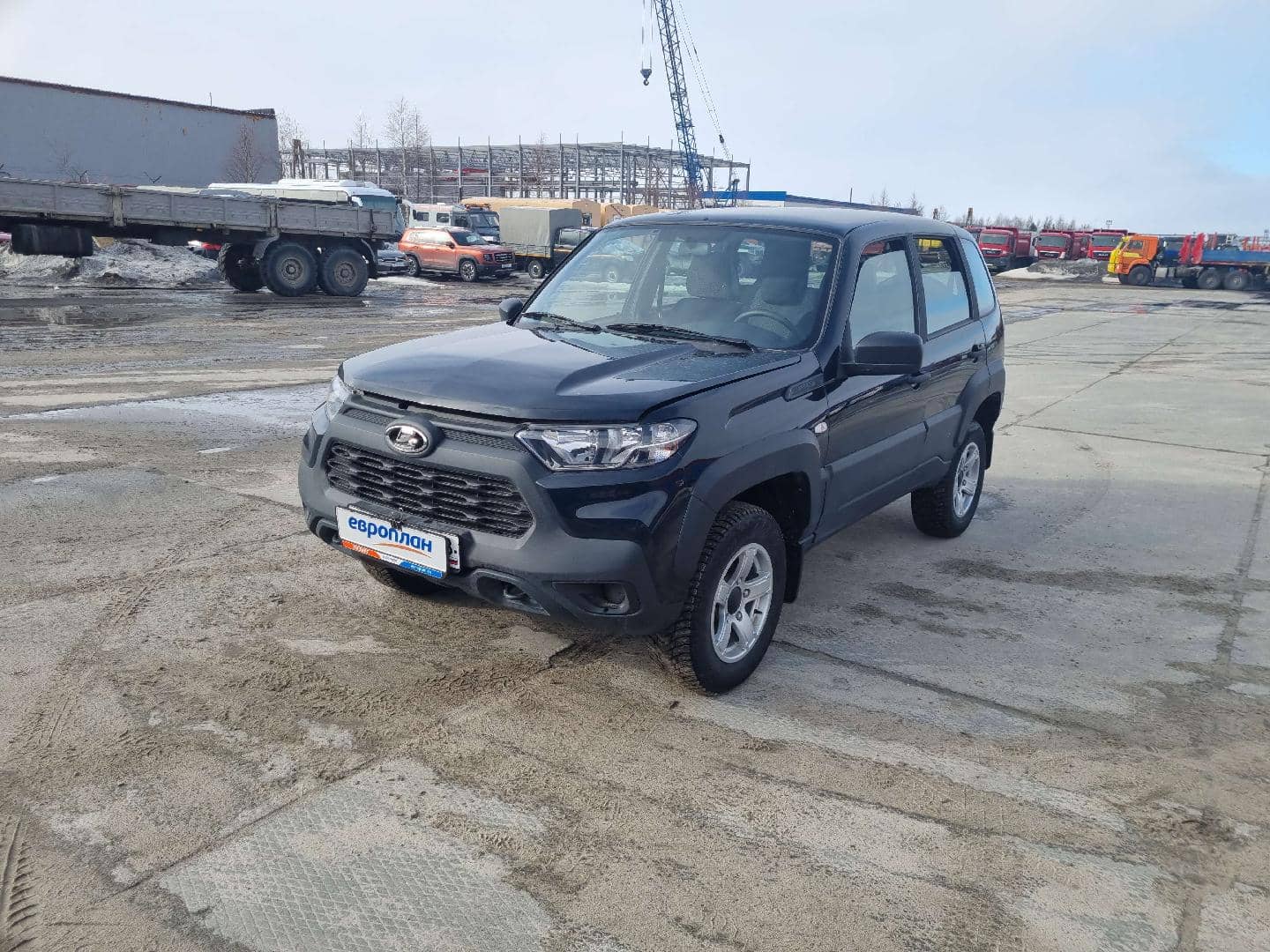 Lada Niva Travel