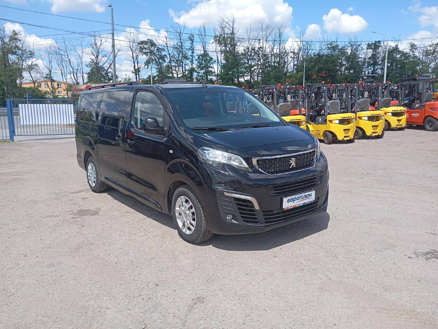 Peugeot Traveller,  160 744 км, 2021 года в лизинг