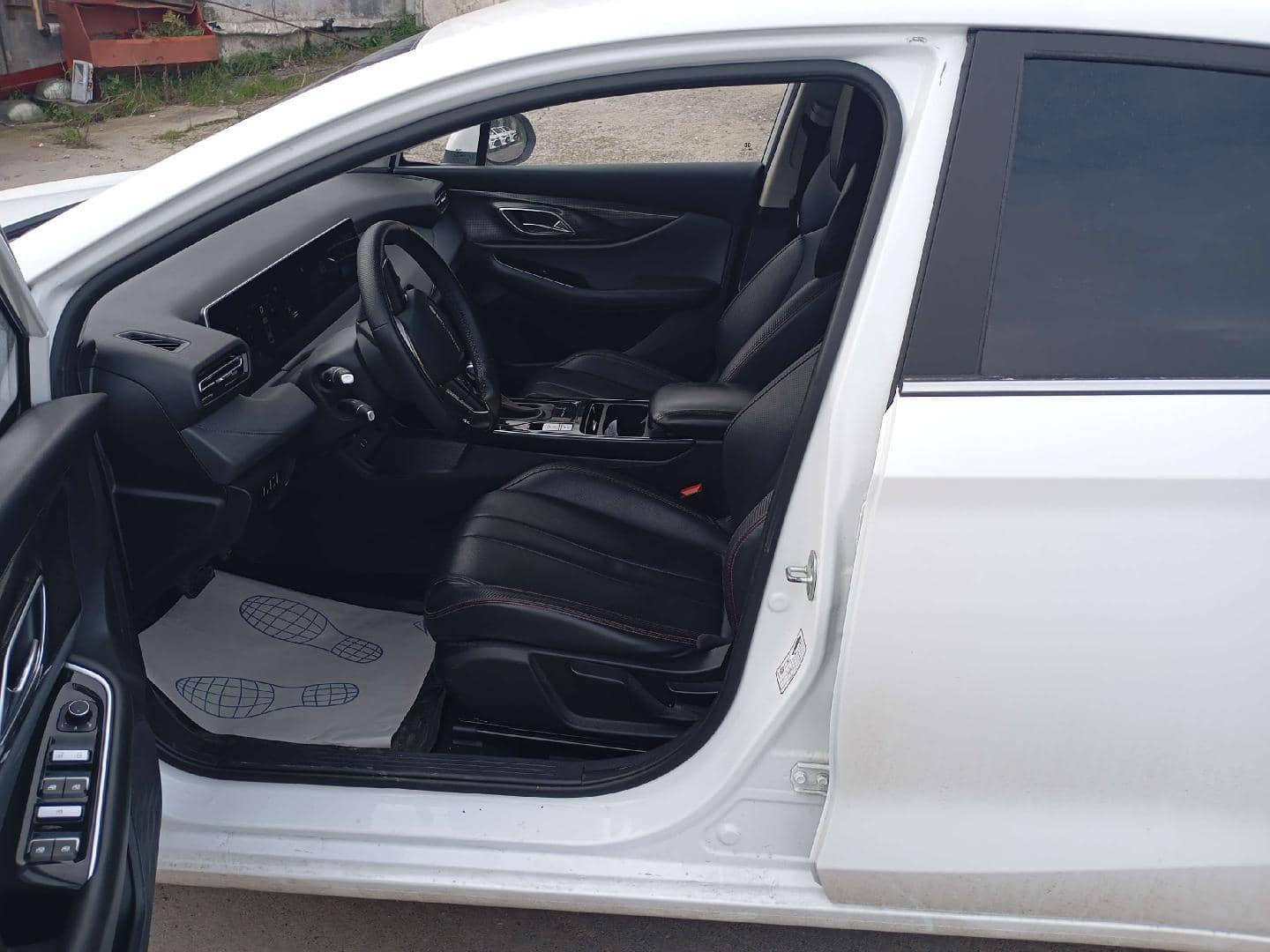 BAIC Ю5 Плюс (U5 Plus),  83 463 км, 2023 года в лизинг